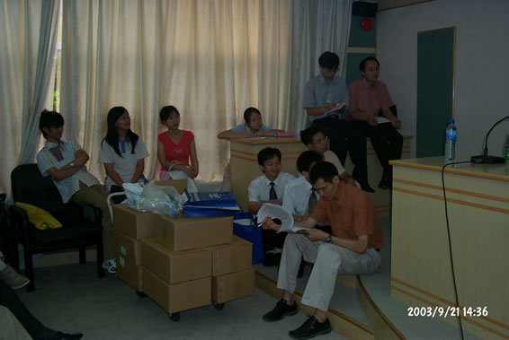 2003-9-21-3-2.jpg